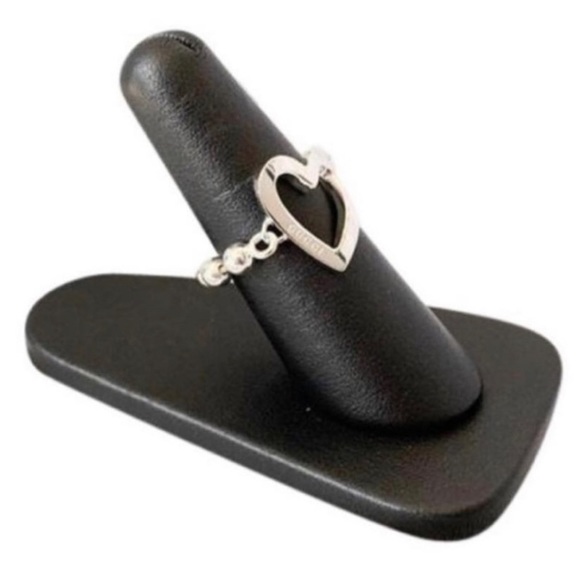 Gucci Toggle Logo Heart ❤️Ring in Sterling Silver. Brand new. - Picture 8 of 9